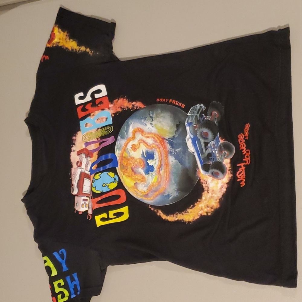 Medium design shirt